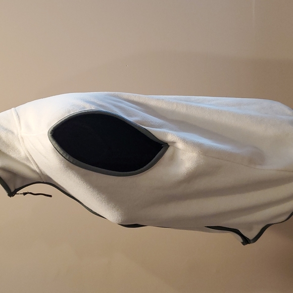 Old Navy Cream Vest, Size M - Picture 3 of 8